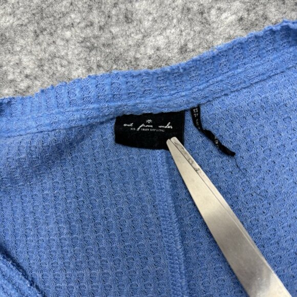 Urban Outfitters Out From‎ Under Jojo Waffle Knit Top Womens XS Blue Button Boxy - Picture 5 of 9